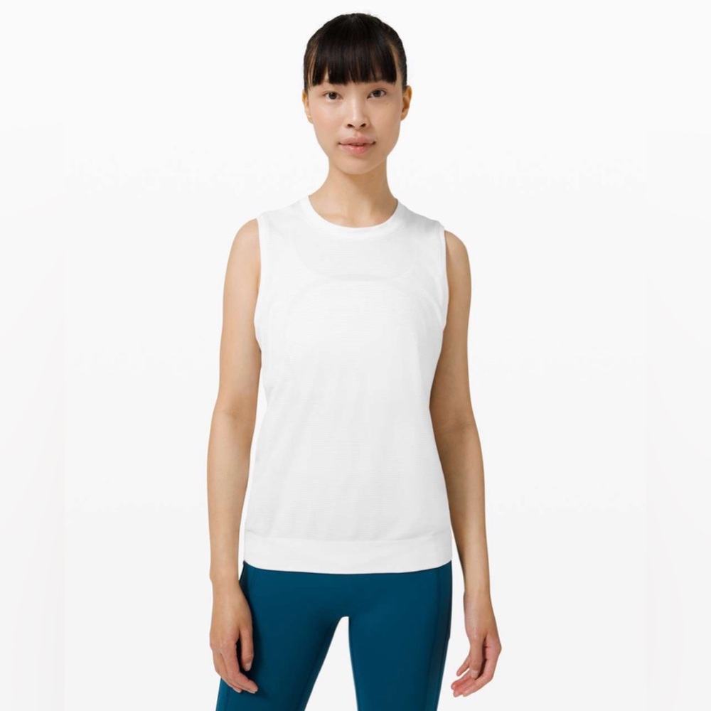 Lululemon Swiftly Breathe Muscle Tank